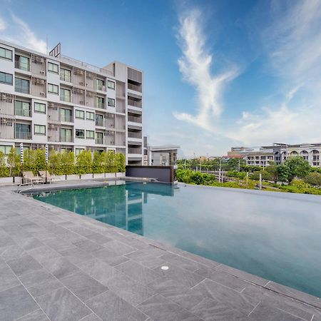 Thaya Hotel Bangkok Exterior photo