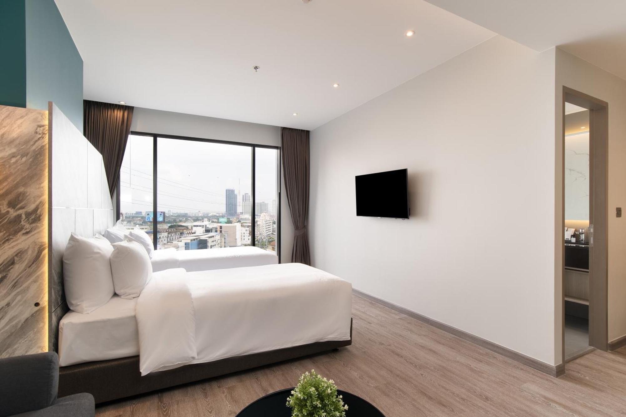 Thaya Hotel Bangkok Exterior photo
