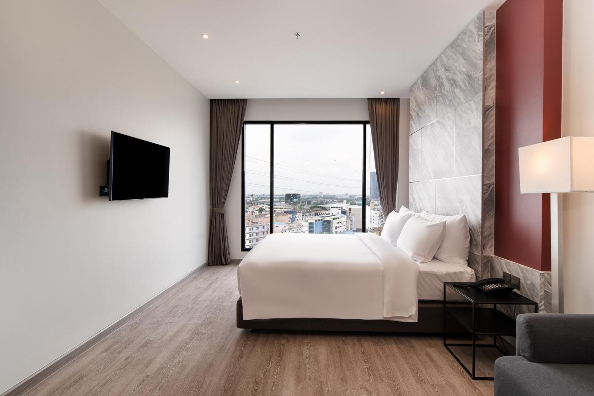 Thaya Hotel Bangkok Exterior photo